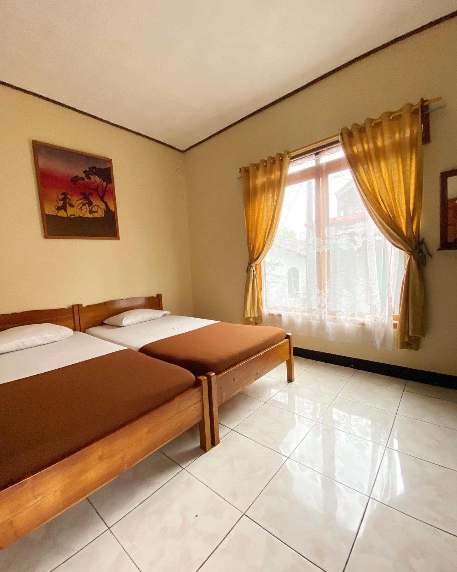 Rinjani Homestay Pangandaran Esterno foto